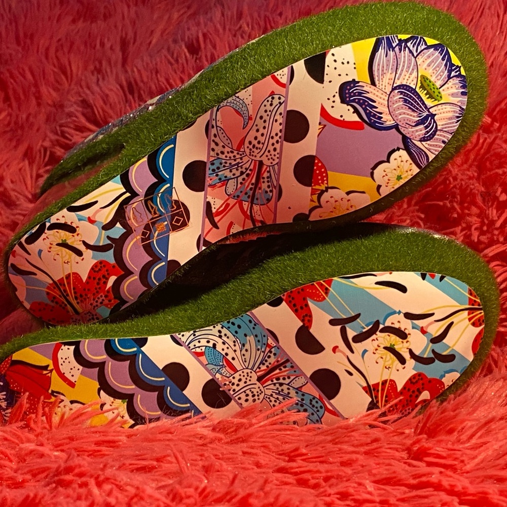 RARE Irregular Choice “Hop 2 It!” Bunny wedges,clear globe heel w/spring scene,9 - Picture 15 of 16